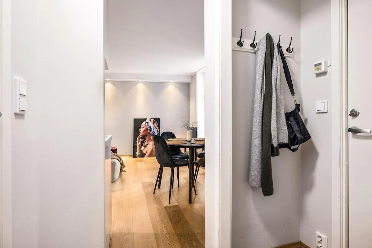 Bergens Nr1 Smau I Enkel Innsjekk I Sjoutsikt Bergen