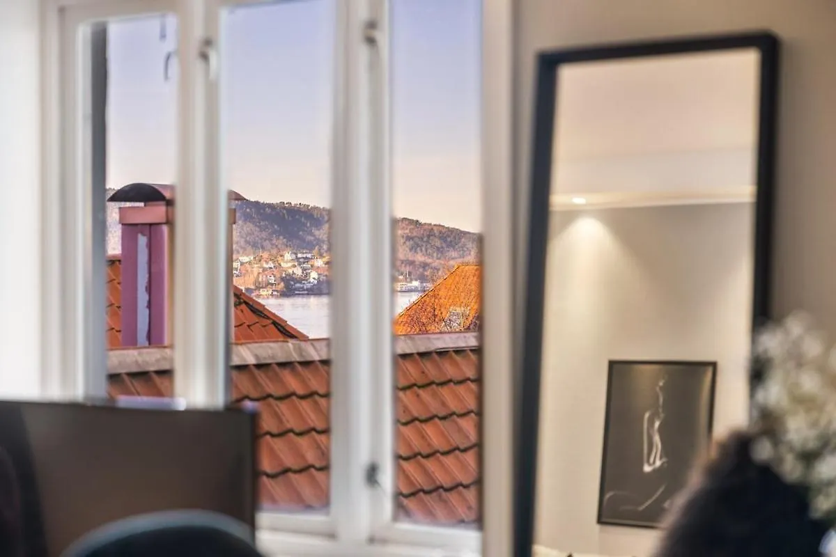 Apartment Bergens Nr1 Smau I Enkel Innsjekk I Sjoutsikt